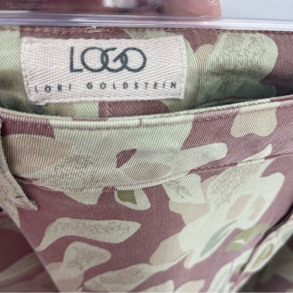 LOGO Lori Goldstein Women Size 26W Stretch Twill Pencil Skirt Floral Camo Cotton - Picture 4 of 7